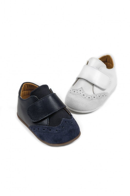 Παπουτσάκια βάπτισης  για αγόρι baby walker